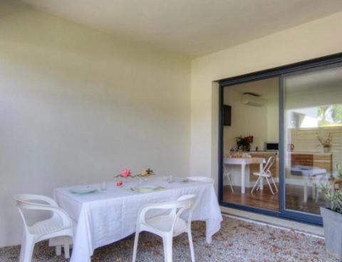 Appartement Tranquille En Bas De Villa Afa Luaran gambar